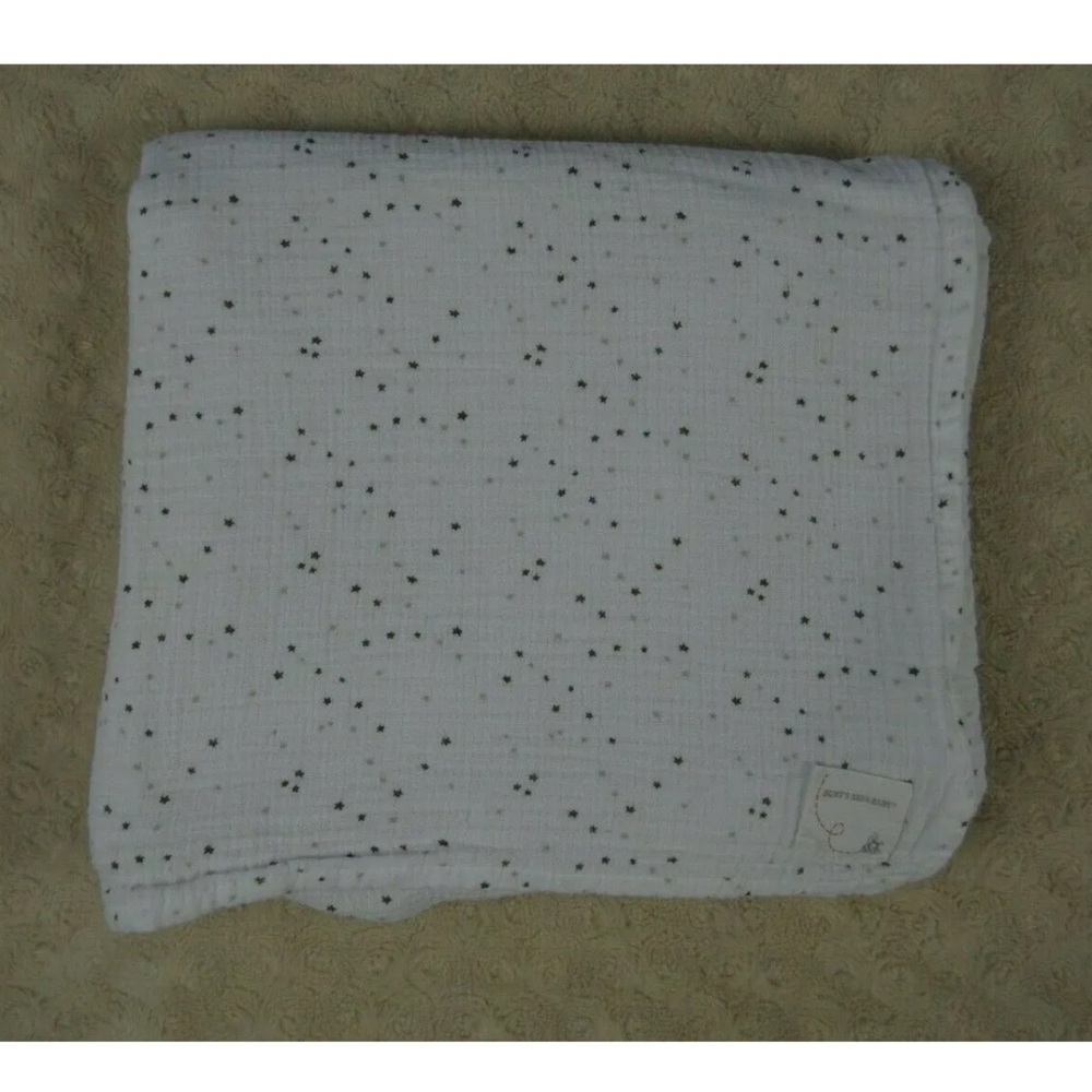 Burt's Bees Baby Stars Print Baby Swaddle Blanket Muslin White Gray Organic